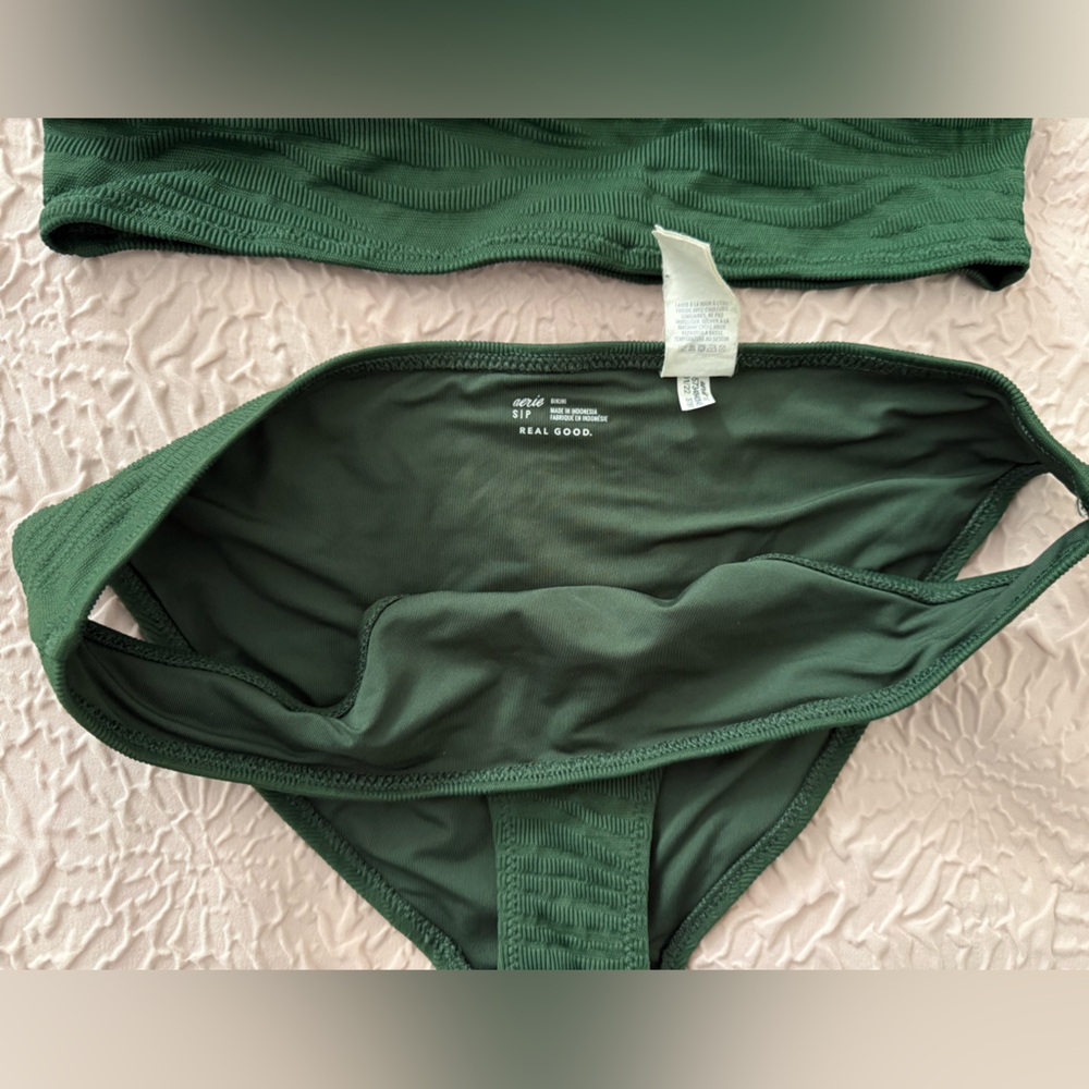 Aerie Swim Set - Picture 3 of 6